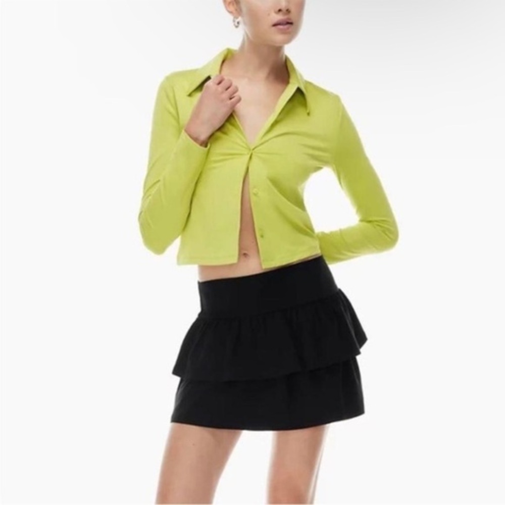 Aritzia Sunday Best Pear Green Moreau Button Up Collared Shirt Crop Top